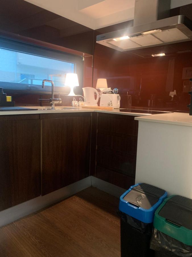 Oikos 77 Apartment Авиеро Екстериор снимка